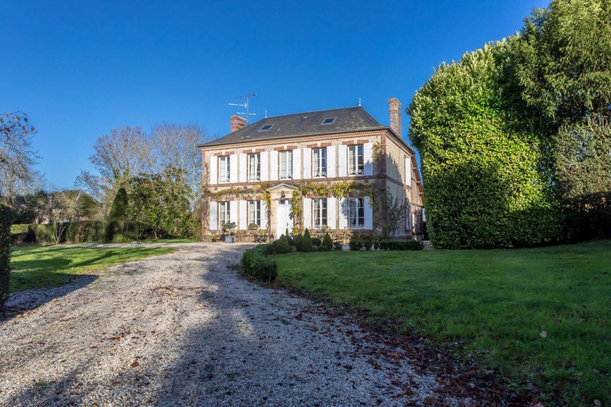 Pays D'auge, House With Character + Outbuilding<span>In Belle Vie en Auge