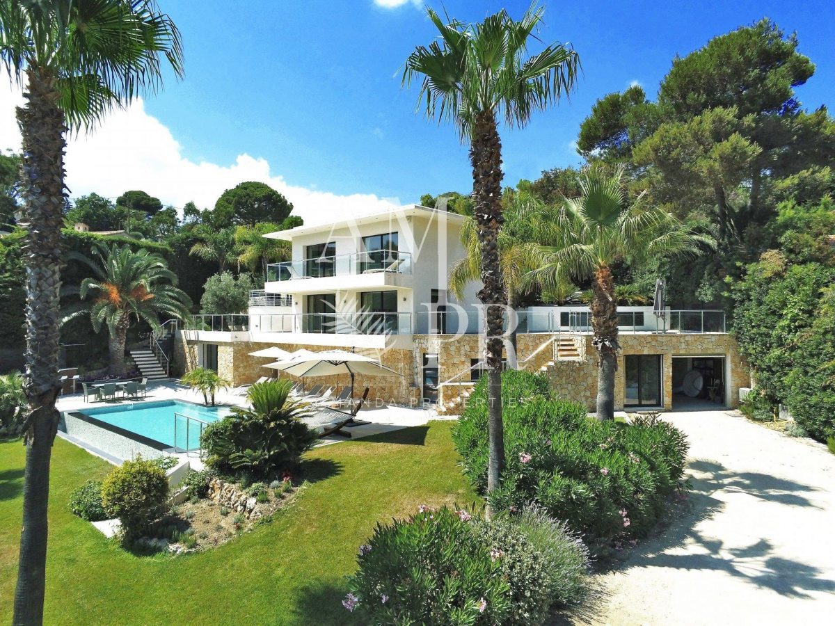 Villa Contemporaine - Belle Vue Mer - 3 Chambres / 2 Studios Indépendants 10 Personnes<span>À CANNES