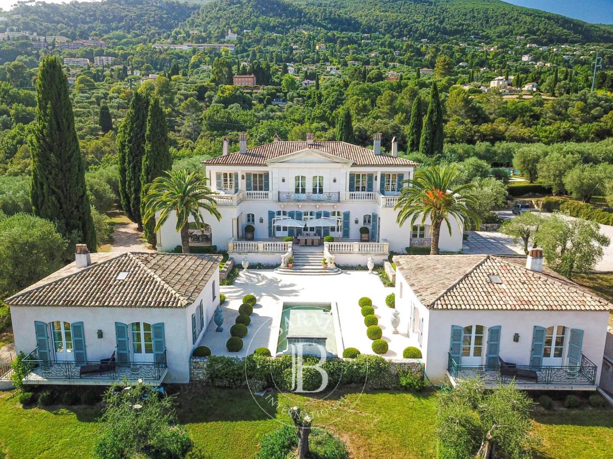 Grasse - Domaine Prestigieux De 6 Hectares - 4 Villas - 2 Piscines -<span>À Grasse