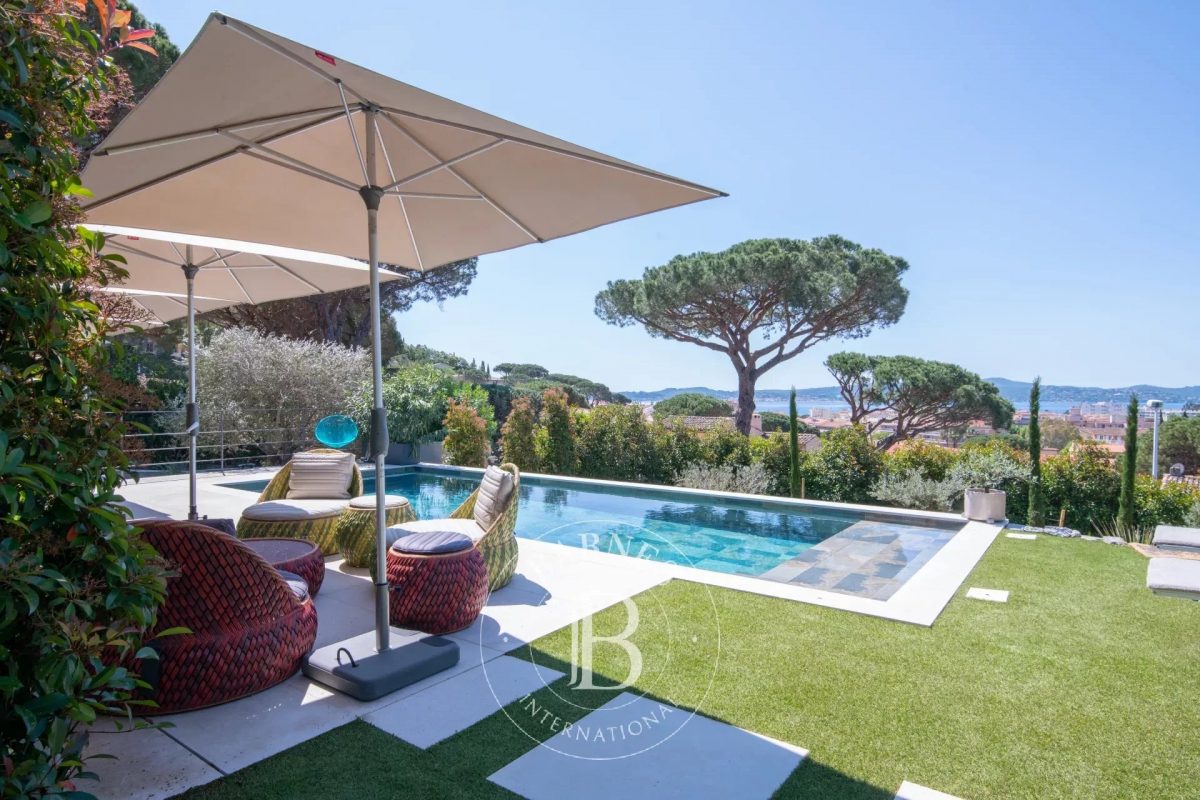 Sainte-Maxime - Propriété Neuve Vue Mer - 5 Chambres - Piscine Chauffée<span>À Sainte-Maxime