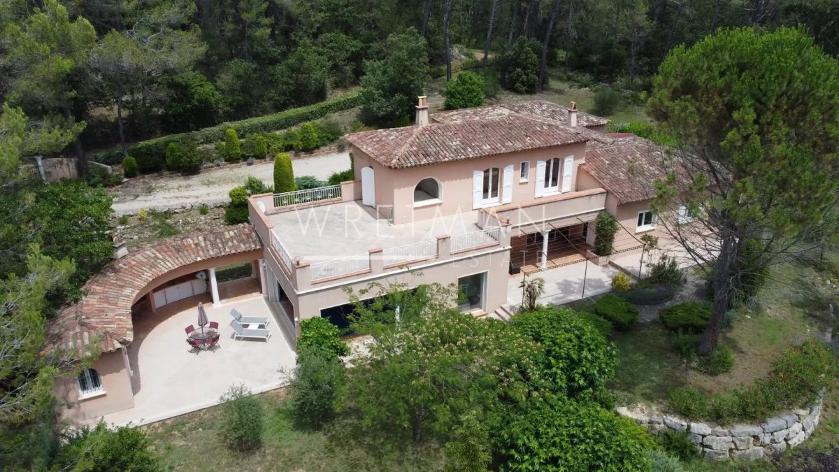 Villa De Charme Dans Un Écrin De Verdure - Seillans<span>À Seillans