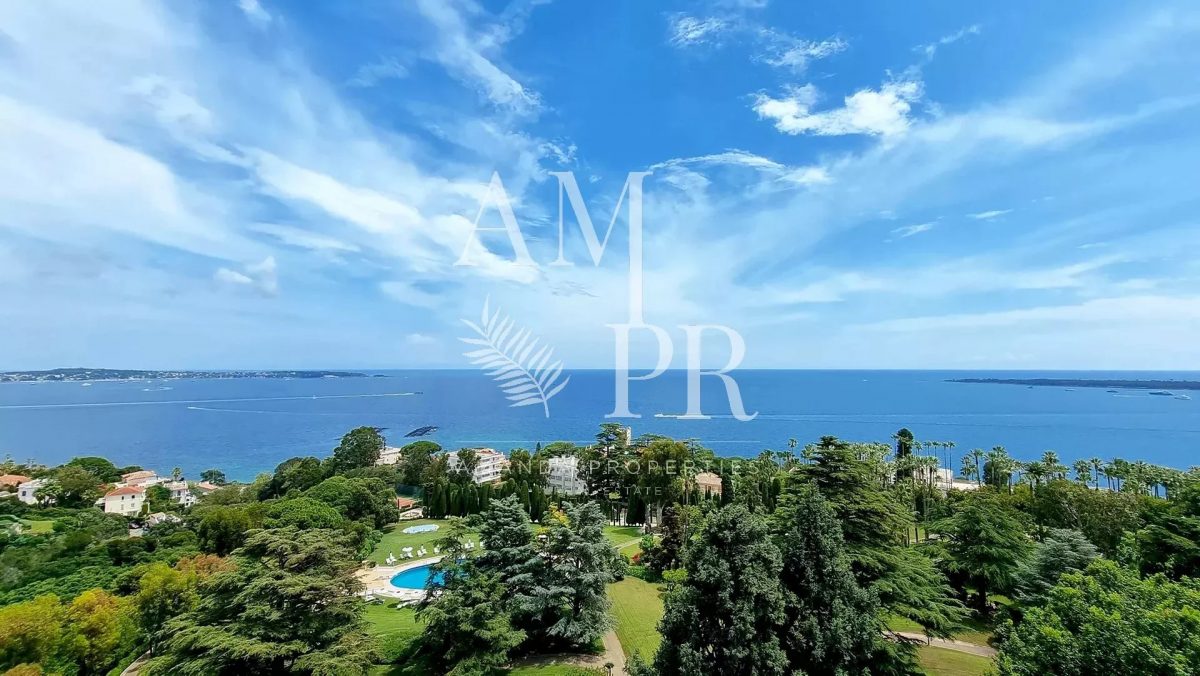 Appartement 2 Chambres - Magnifique Vue Mer - Piscine - Cannes Californie<span>À CANNES