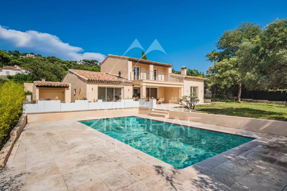 Magnifique Propriété Contemporaine - Proche Saint-Tropez<span>À Gassin