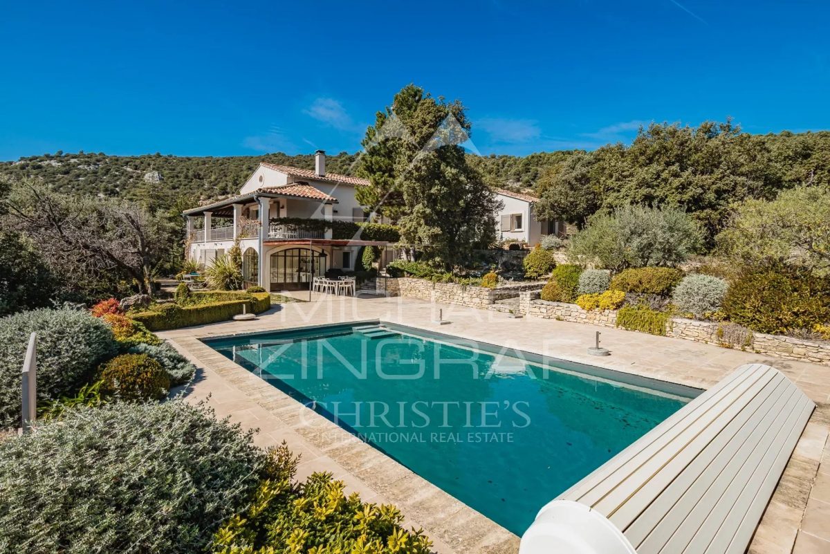 Propriete Avec Vue Panoramique Sur Le Luberon<span>À Saint-Saturnin-lès-Apt