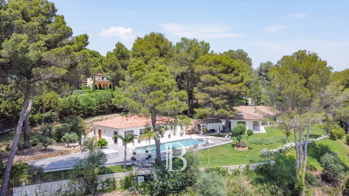 Propriété D'exception – Mougins - Vue Mer Panoramique - 5 Chambres<span>À Mougins