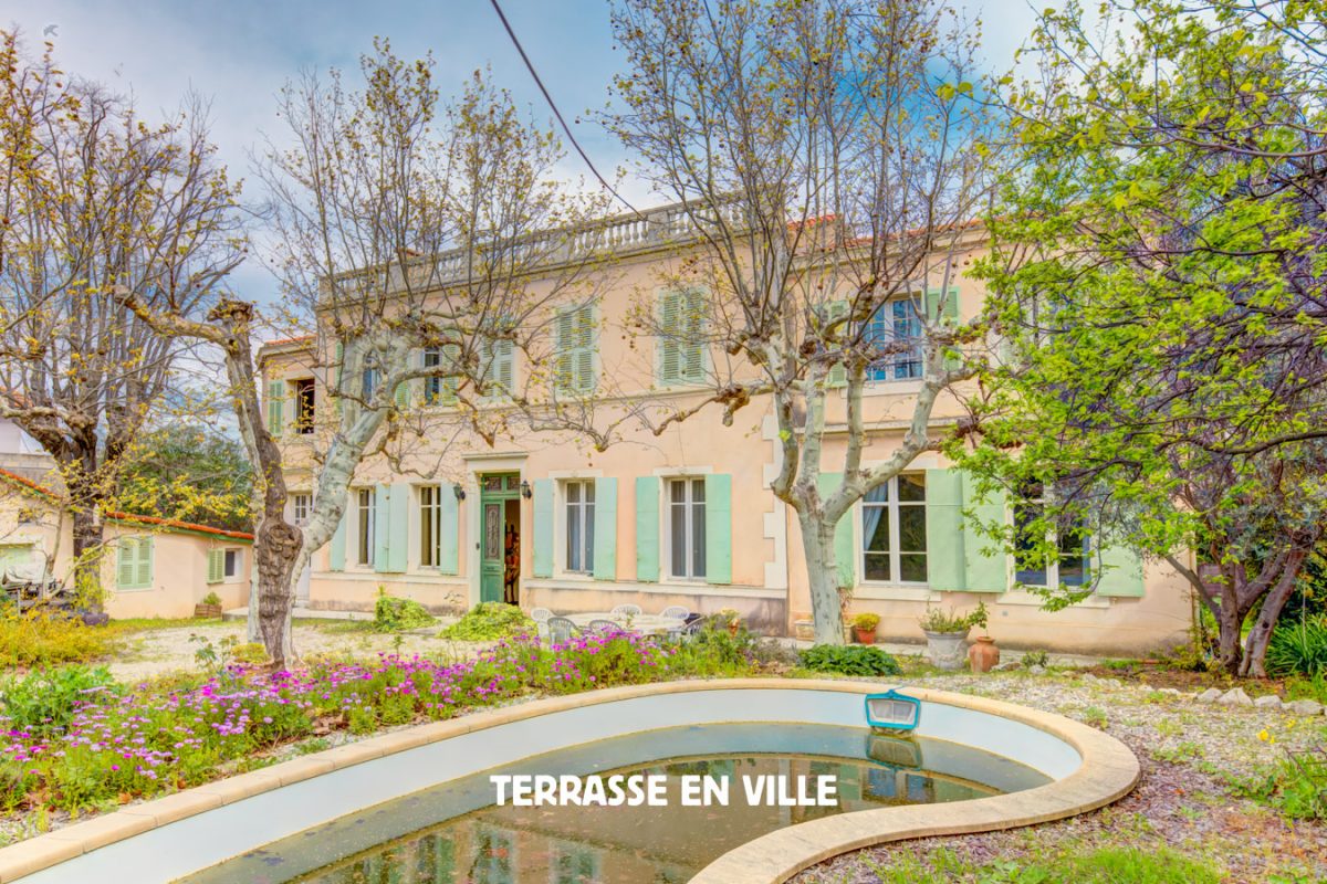 Mazargues - Bastide - Jardin - Piscine - Dependances - 1 280 000 Euros<span>À MARSEILLE