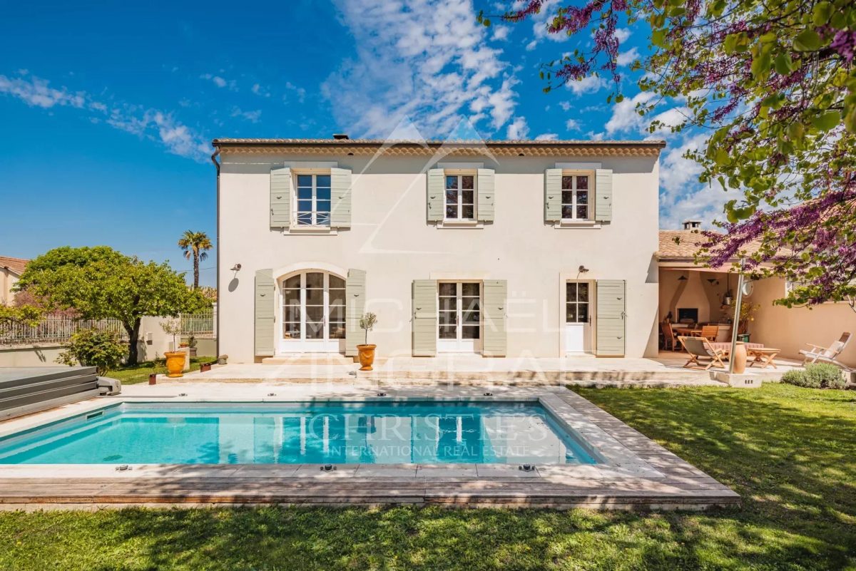 Maison De Ville Avec Piscine Et Jardin<span>À Saint-Rémy-de-Provence