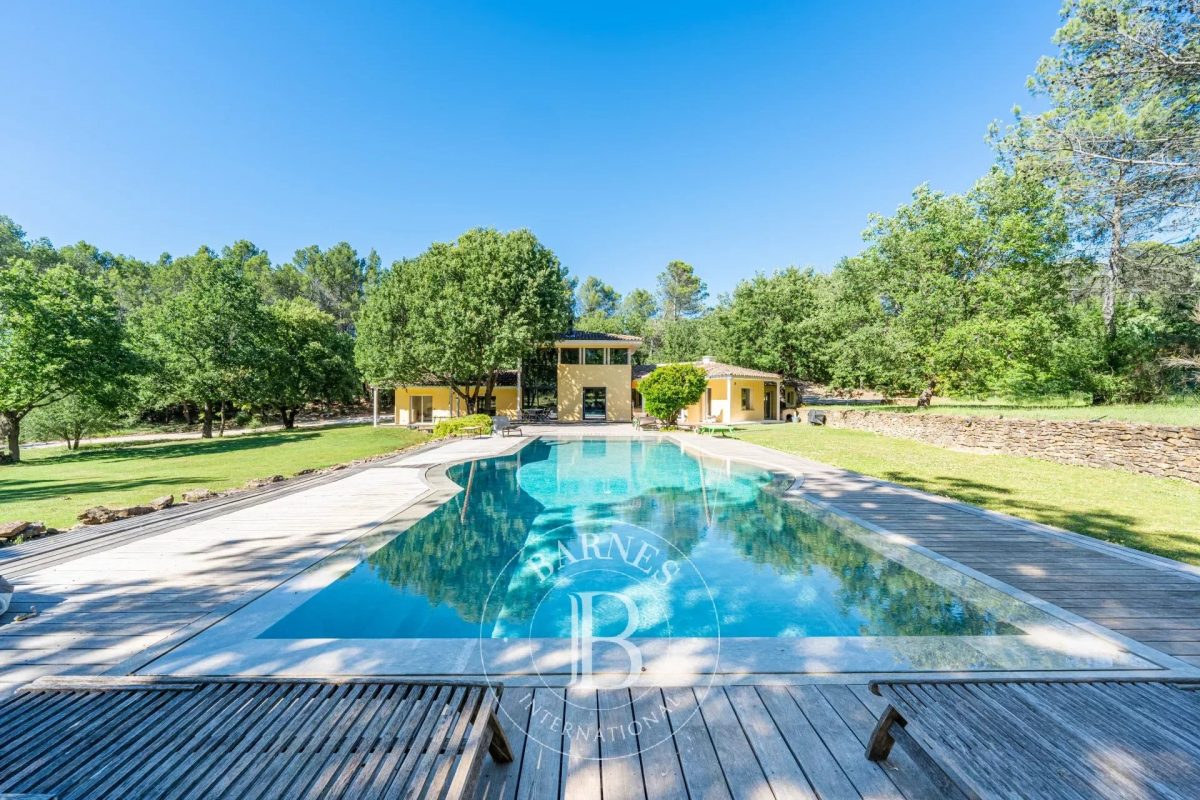 Aix-En-Provence Est - Calme - Maison Contemporaine Plain-Pied- 190 M² + T2 Independant 45 M²-  Garage- Piscine- Jardin 1 Hectare<span>À Fuveau