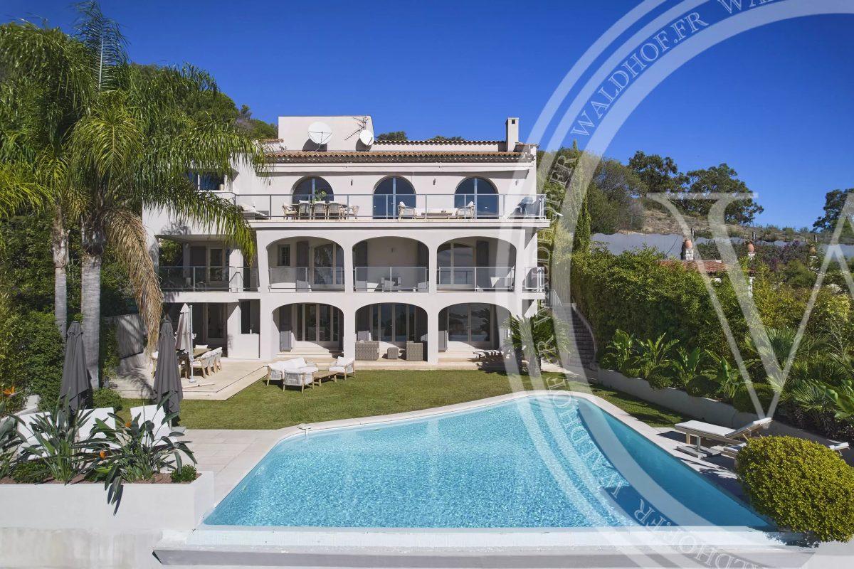 Villa De 5 Chambres Vue Mer Cannes Californie<span>À CANNES
