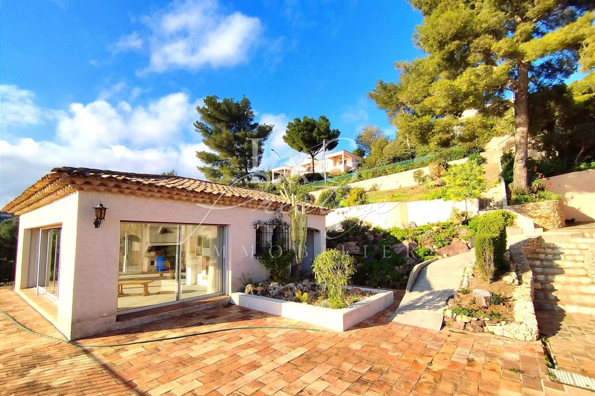 Superbe Propriété - Vue Mer - Les Issambres (Roquebrune Sur Argens)<span>À Les Issambres