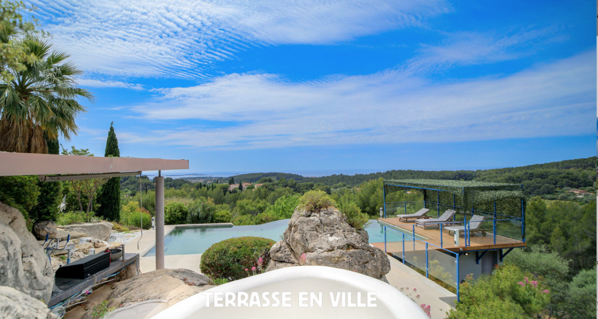 Sanary - Villa 350M2 - Vue Mer Panoramique - Terrain 1Ha - Piscine - 2 700 000€<span>À Sanary-sur-Mer