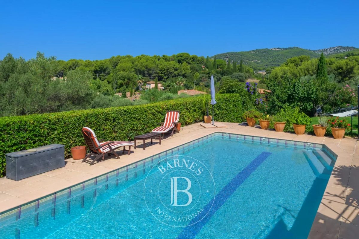 Vente - Sanary - Villa - Piscine<span>À Sanary-sur-Mer