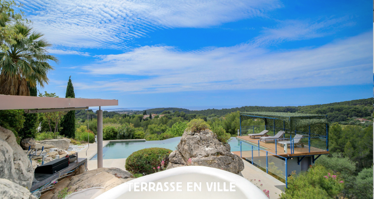 Sanary - Villa De Luxe 350M2 - Vue Mer Panoramique - Terrain 1Ha - Piscine - 2 700 000€<span>À Sanary-sur-Mer