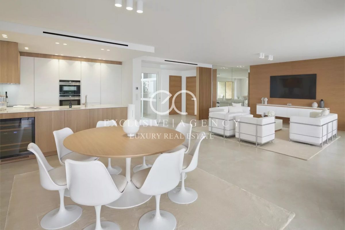 Cannes Californie Appartement 143M² Avec Toit Terrasse Garage Et Cave<span>À CANNES