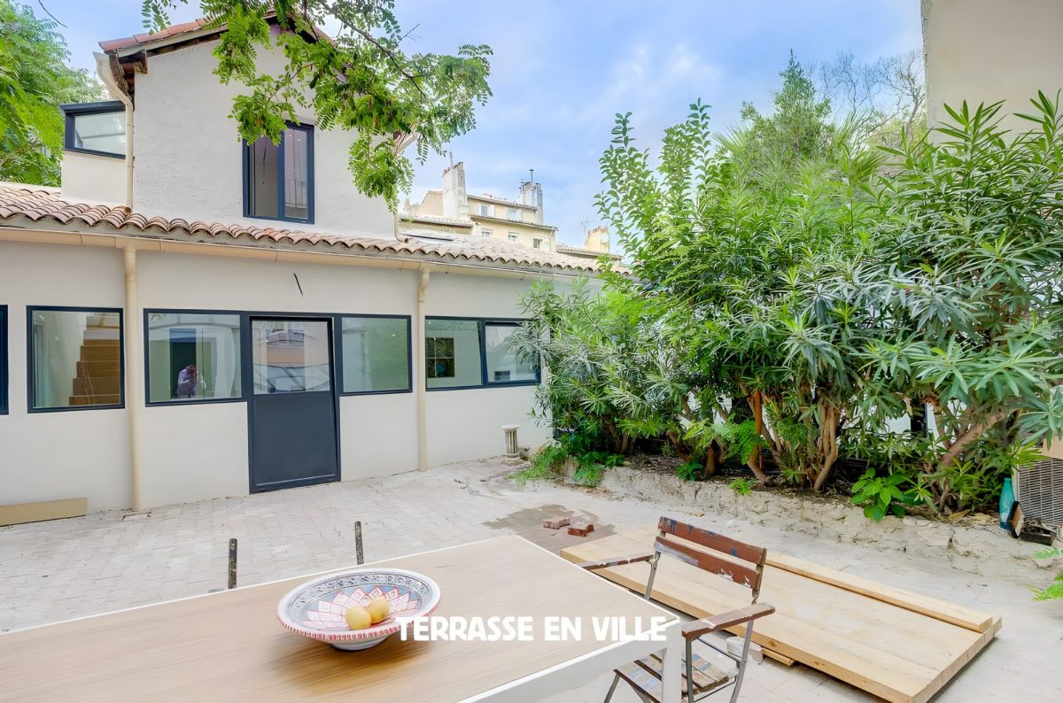 Exclusivité - Conservatoire - Rez De Jardin - 695 000 Euros<span>À MARSEILLE