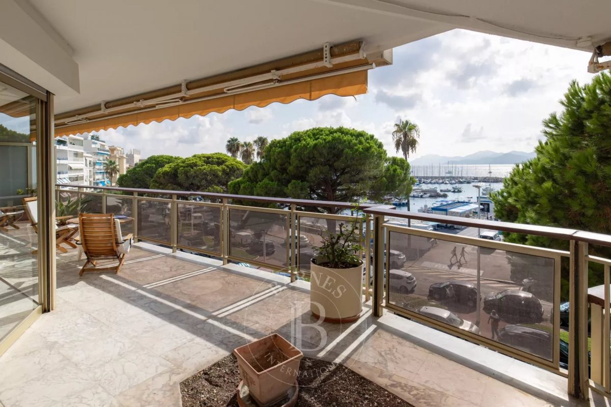 Cannes Pointe Croisette - Appartement 5 Pièces - Terrasse - Vue Mer<span>À CANNES