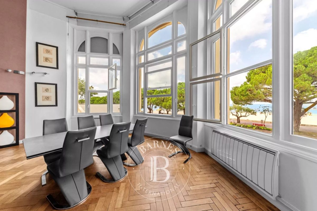 Exclusivité Barnes - Majestueux Appartement En 1Ère Ligne, Grand Hôtel D'arcachon<span>À Arcachon