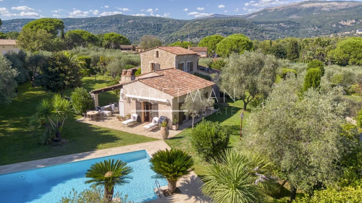 Charmante Villa Au Calme Avec Vue Sur Les Collines - Grasse Saint-Jacques<span>À Grasse