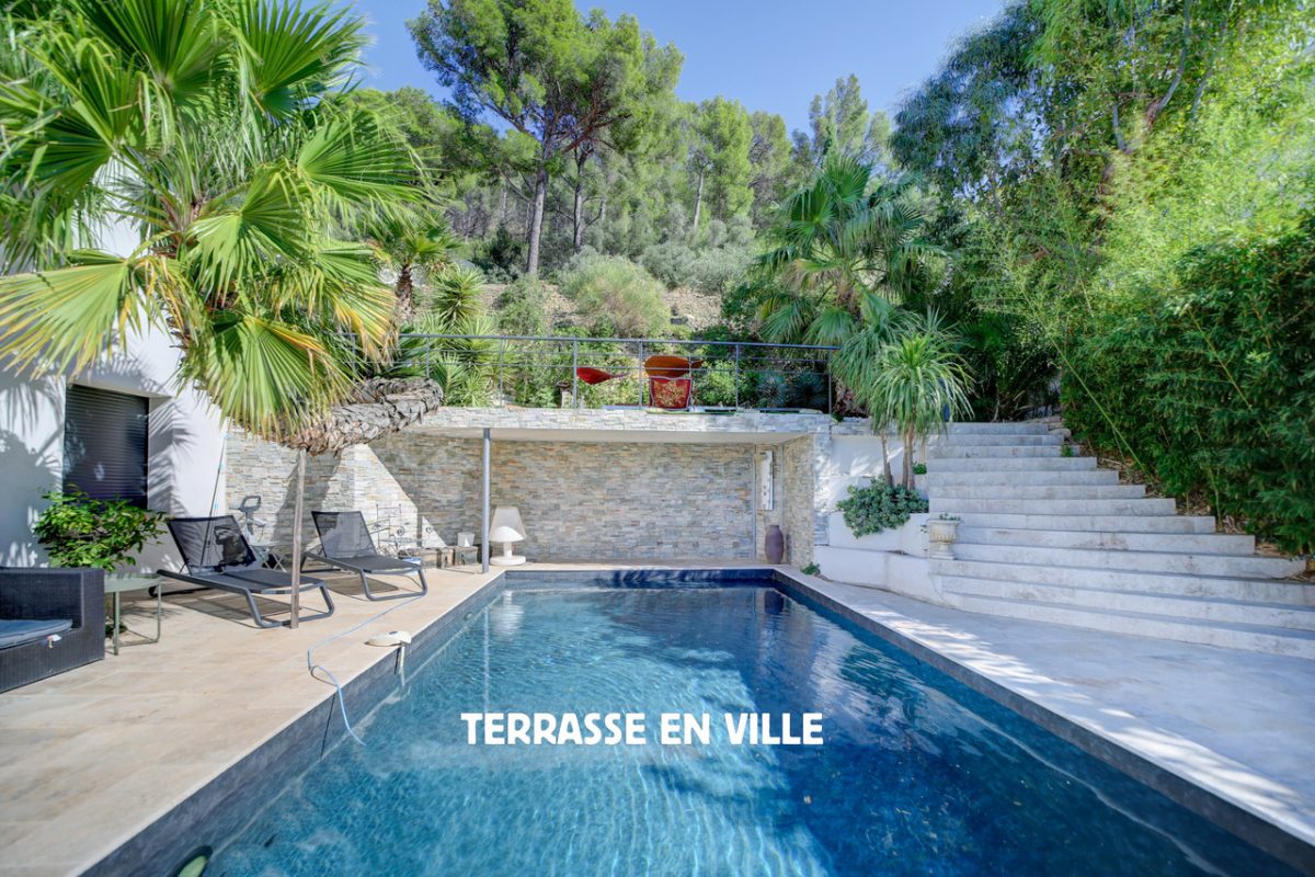 Villa T6 - 224M2 - Etat Neuf - Studio Independant - Piscine - Vue Exceptionnelle - 1 350 000€<span>À La Ciotat