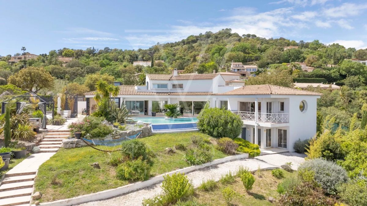 Villa D'exception Avec Vue Mer Sur La Baie De Cannes<span>À Les Adrets-de-l'Estérel