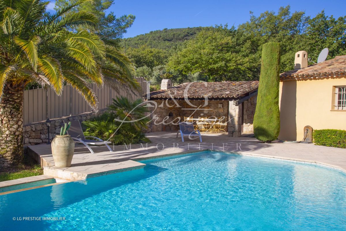 Magnifique Villa De Plain-Pied Avec Piscine - Au Calme Absolu<span>À Seillans