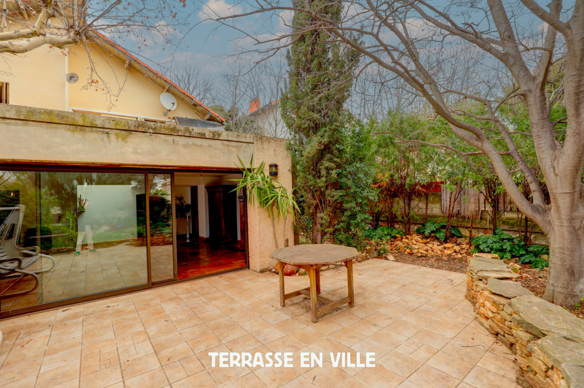 St Barnabe - 13012 - Maison T7 202 M2 - Terrain 1000 M2 - 995 000 €<span>À MARSEILLE