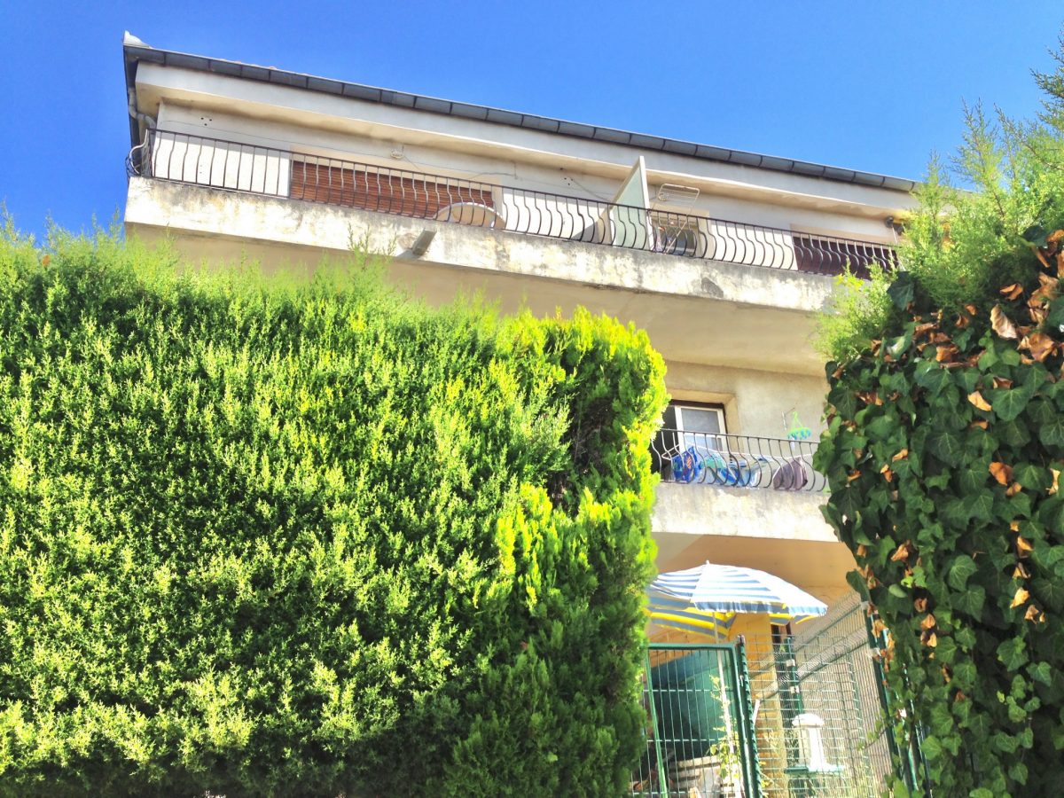 Cannes Proche Commerces Immeuble De Rapport/ Villa De 321M2 Vue Mer Garages<span>À CANNES