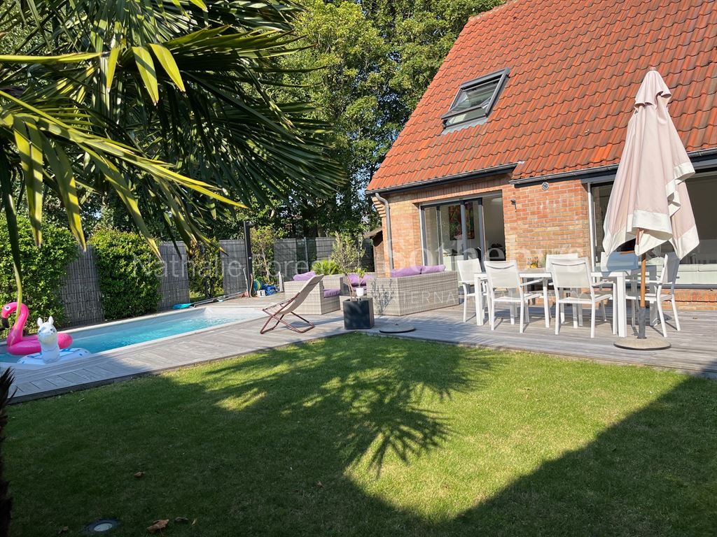 Marcq-En-Baroeul Maison 5 Pièces De 112M2 4 Chambres Jardin Terrasse Piscine<span>À MARCQ EN BAROEUL