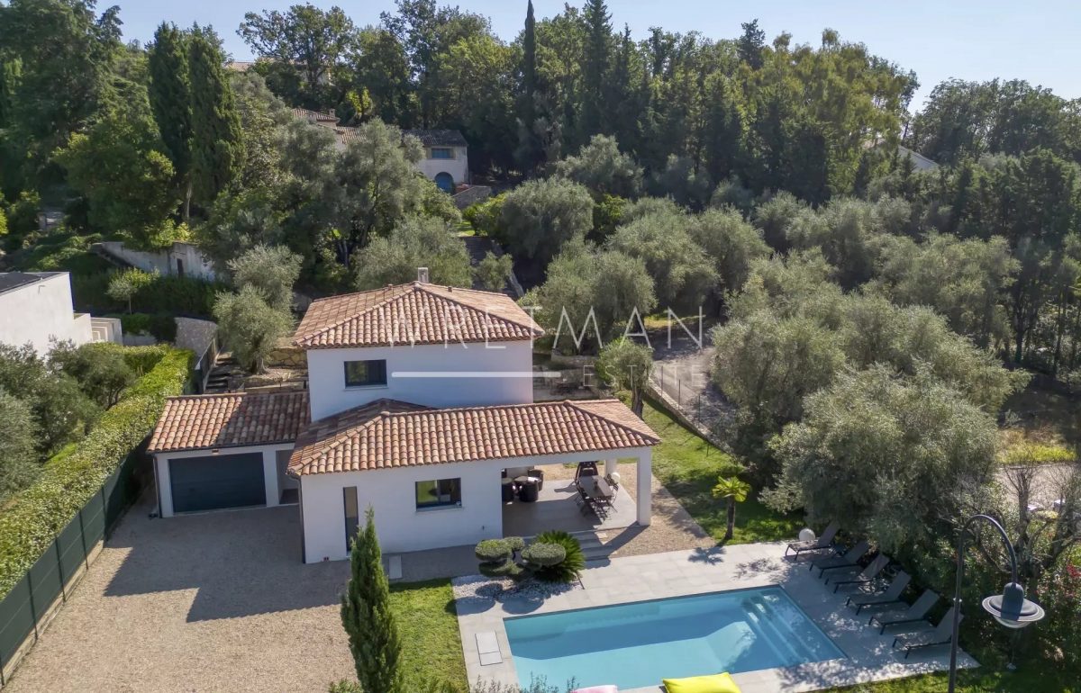 Maison Moderne De 4 Chambres Avec Piscine Et Proche Du Village - Valbonne<span>À Valbonne