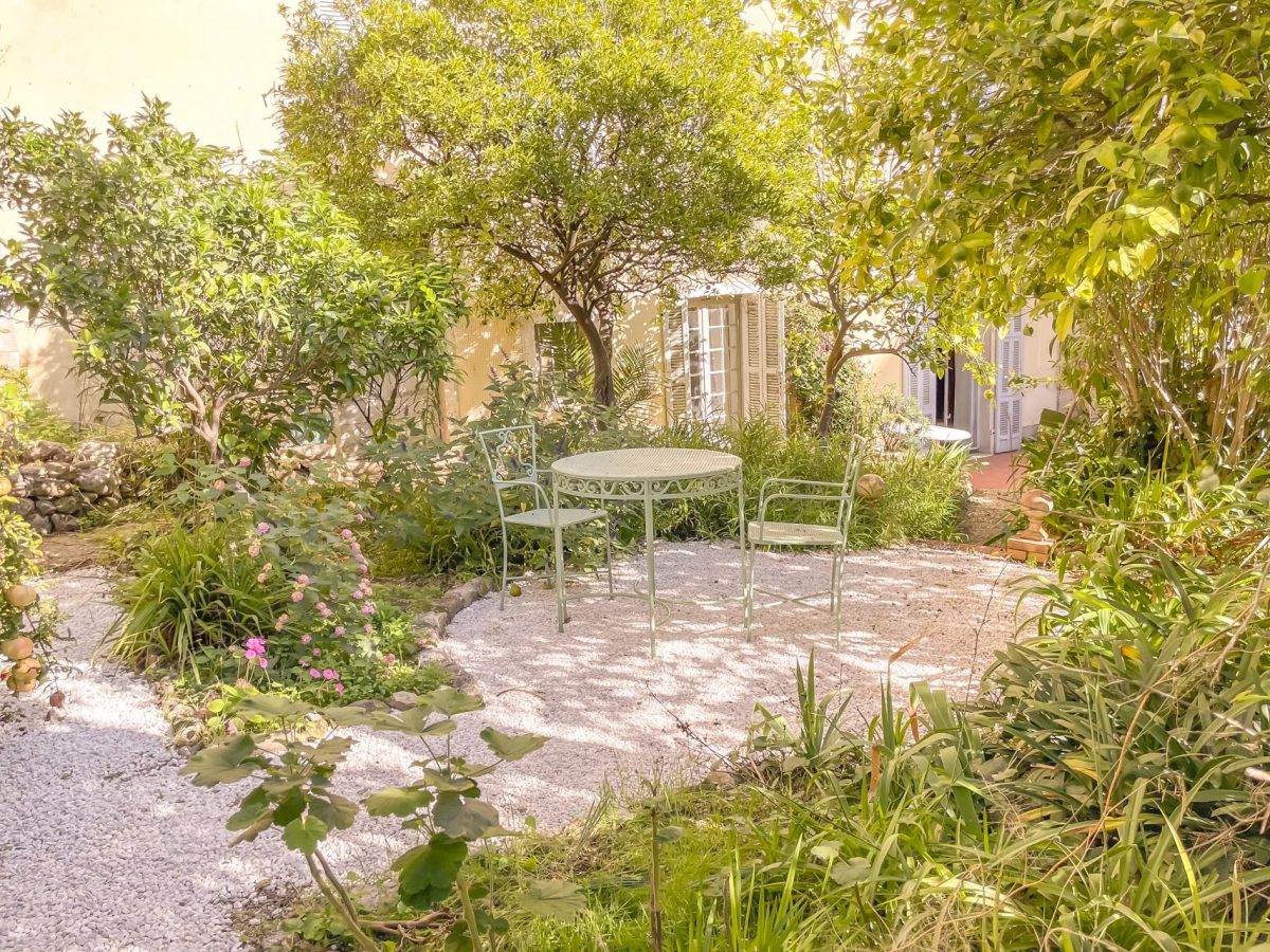 Charmant 3 Pièces Avec Jardin - Menton Vieille Ville<span>À Menton