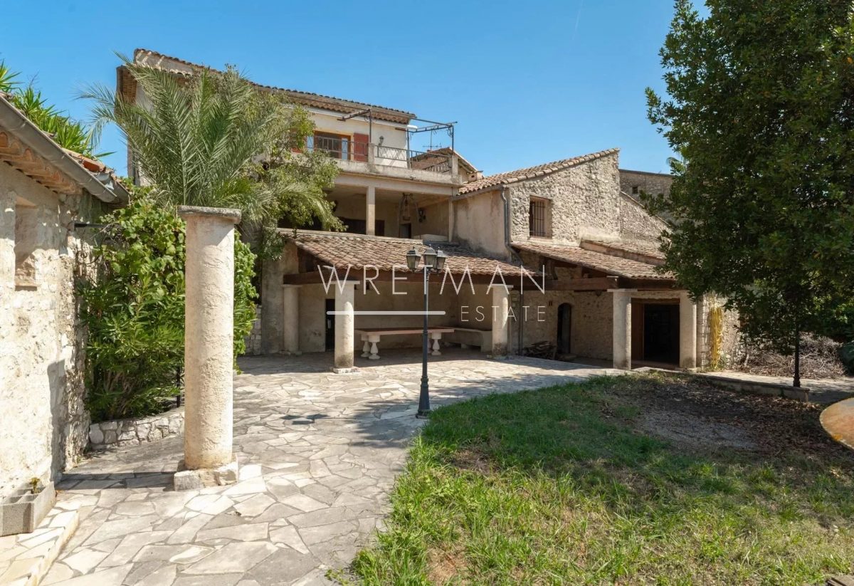 Maison De Village Spacieuse Avec Grand Jardin - La Colle-Sur-Loup<span>À La Colle-sur-Loup