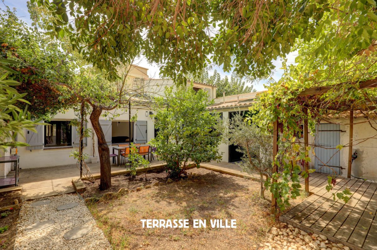 Exclusivité - Baille - Maison T3 - 80 M2 - Jardin 80 M2 - Double Garage - 500 000€<span>À MARSEILLE