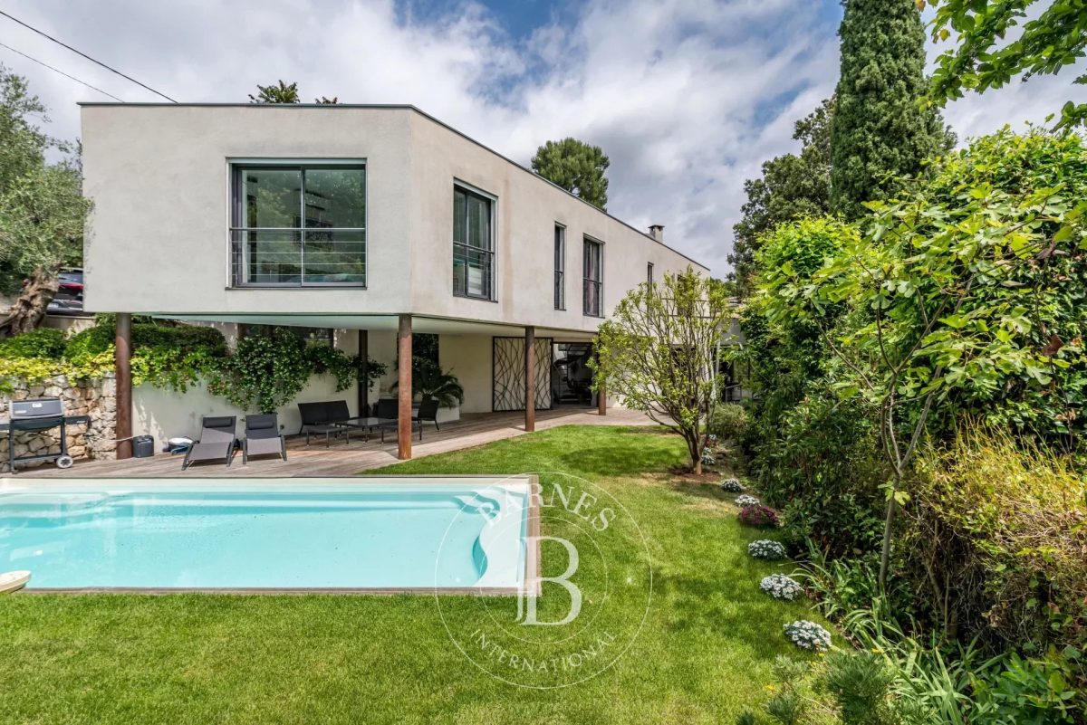 Belle Maison Contemporaine À Proximité Du Village De Biot<span>À Valbonne