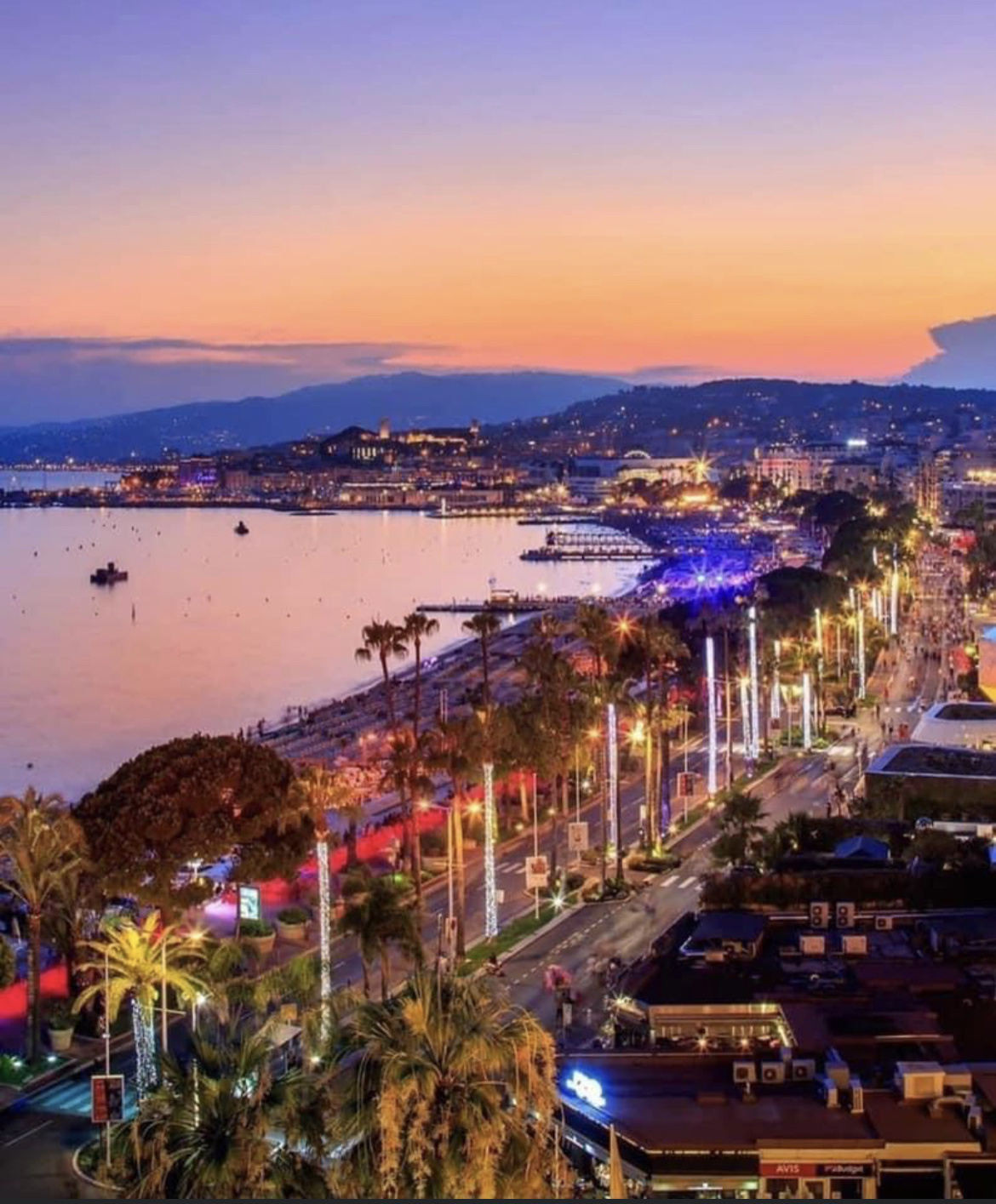 Cannes Centre Croisette Immeuble De Rapport 412 M2 Vue Mer<span>À CANNES