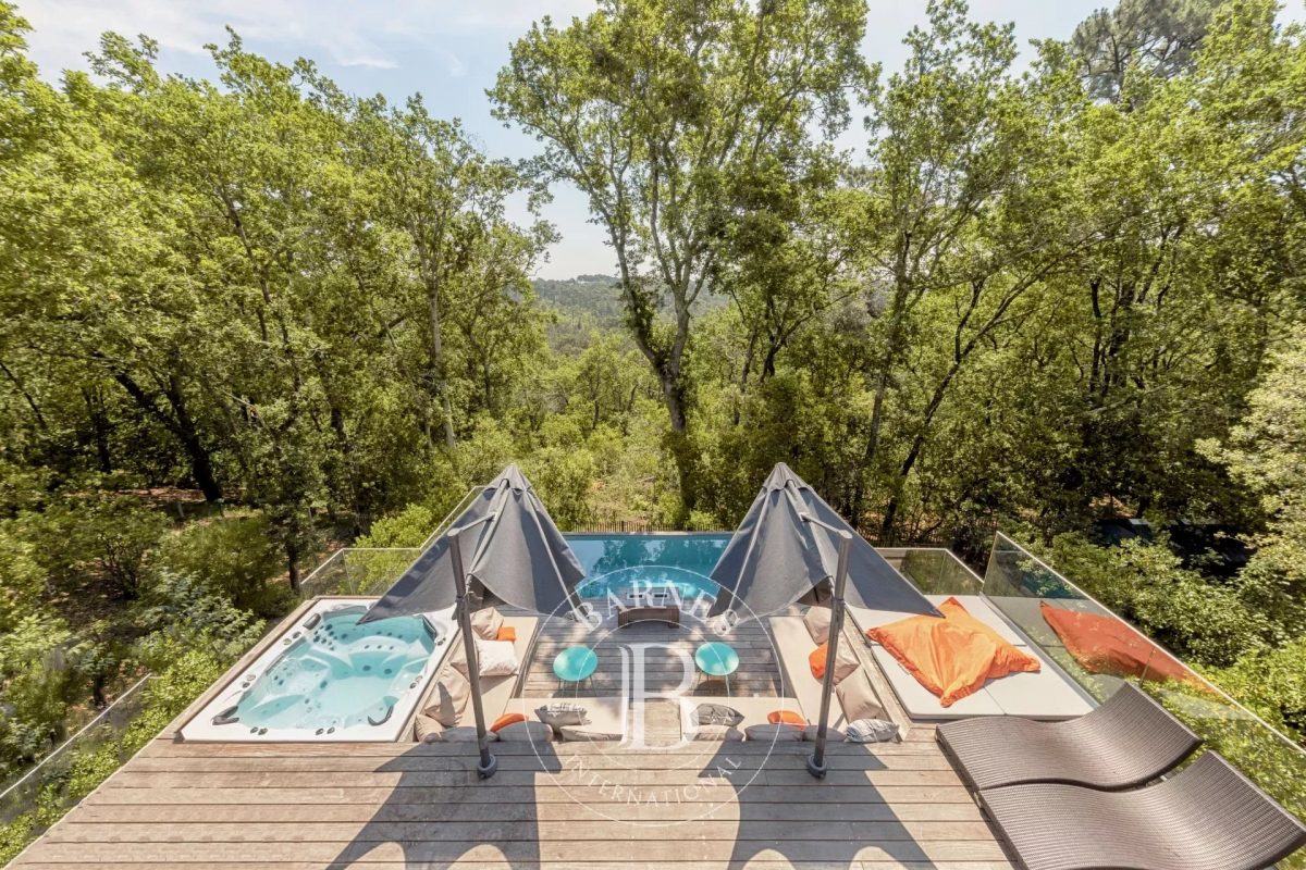 Villa De 9 Pièces Avec Vue Panoramique Sur La Canopée Au Pyla-Sur-Mer<span>À Pyla-sur-Mer