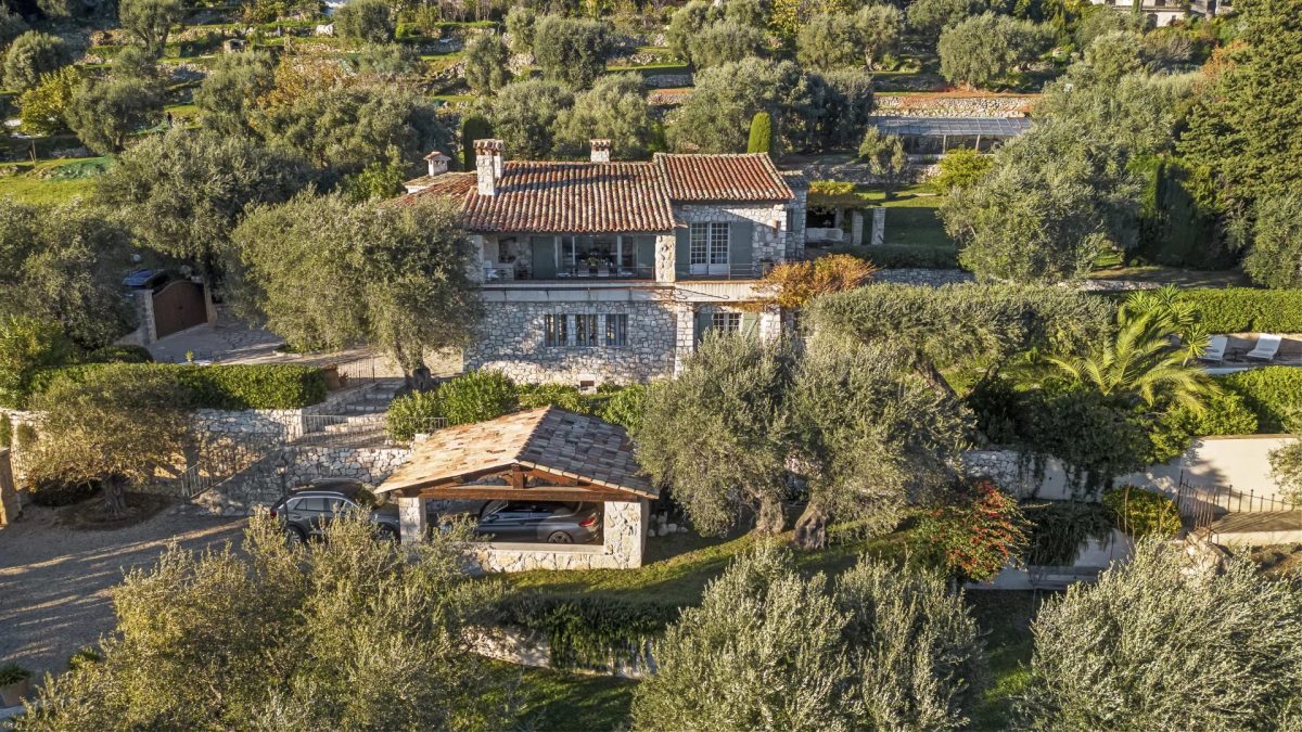 Belle Maison En Pierre Avec Vue Sur La Mer - Tourrettes-Sur-Loup<span>À Tourrettes-sur-Loup