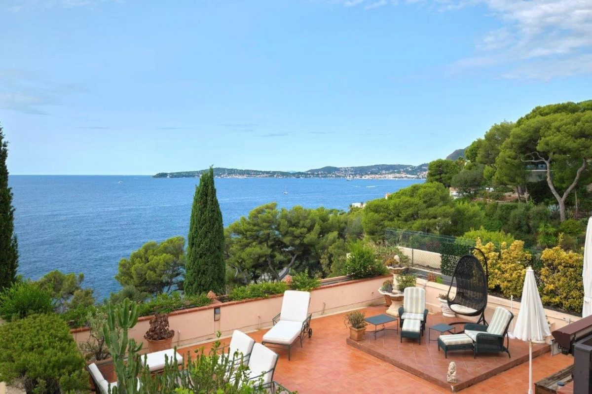 Superbe Appartement Avec Terrasse Et Vue Imprenable Sur La Mer - Cap D'ail<span>À Cap-d'Ail