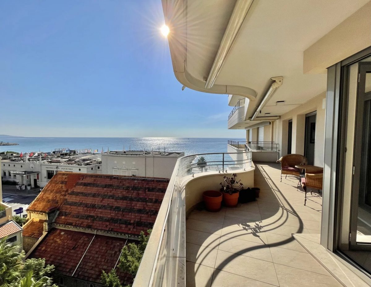 Appartement De 3 Pièces Avec Terrasse, Vue Mer - Menton Centre<span>À Menton