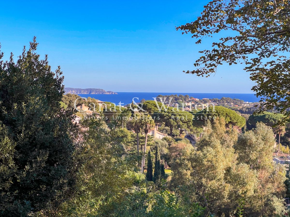 Villa Récente À Cavalaire Avec Vue Mer<span>À Cavalaire-sur-Mer