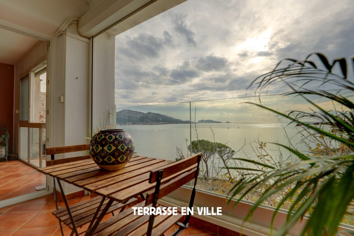 Exclusivité - Roucas Blanc - T3- Vue Imprenable - Terrasse - 685 000 Euros<span>À MARSEILLE