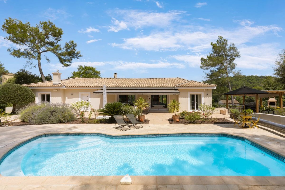 Superbe Villa En Parfait État Dans Domaine Fermé<span>À Mougins