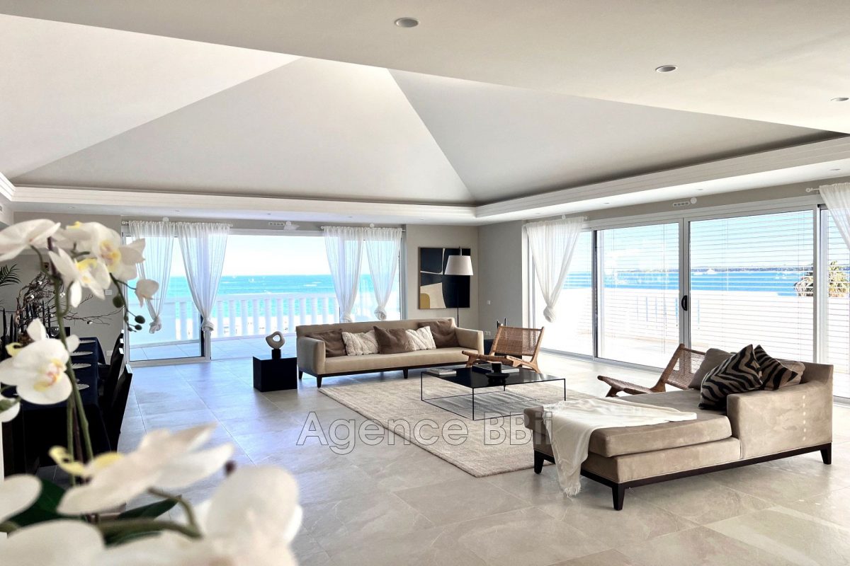 Vente Appartement 8 Pièce(S)<span>À CANNES