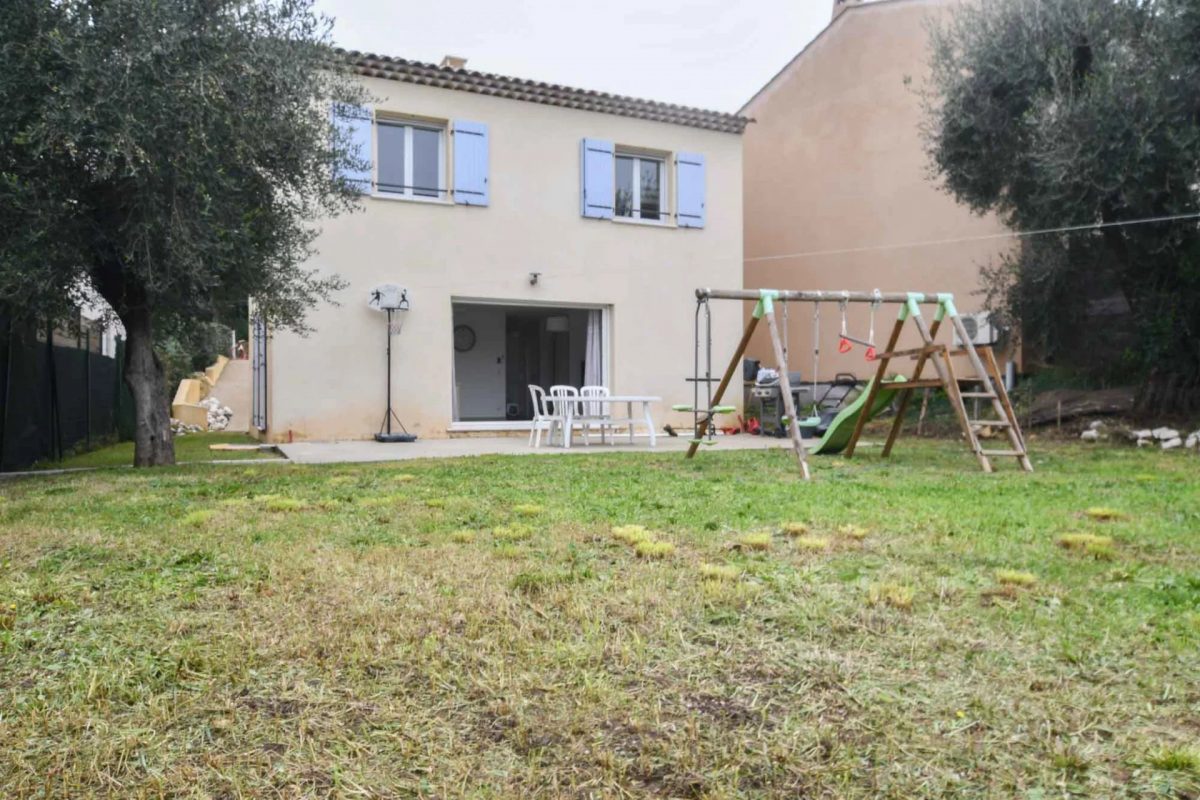 Tourrettes Sur Loup - Villa 4P De 2019 De 93 M² Avec Jardin<span>À Tourrettes-sur-Loup