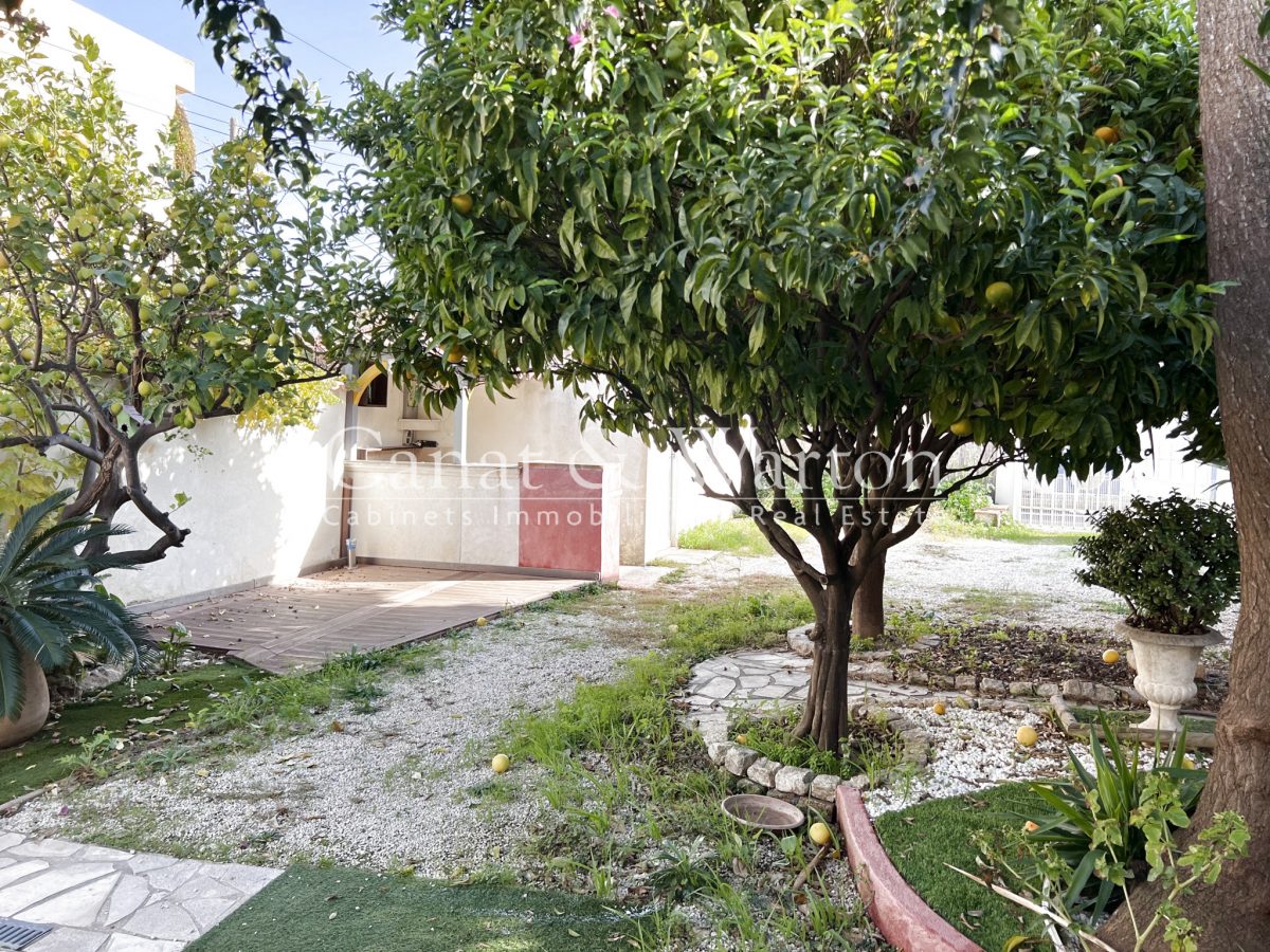 À Quelques Pas Du Centre & Plage À Cavalaire: Maison De Ville Avec Jardin & Garage<span>À Cavalaire-sur-Mer