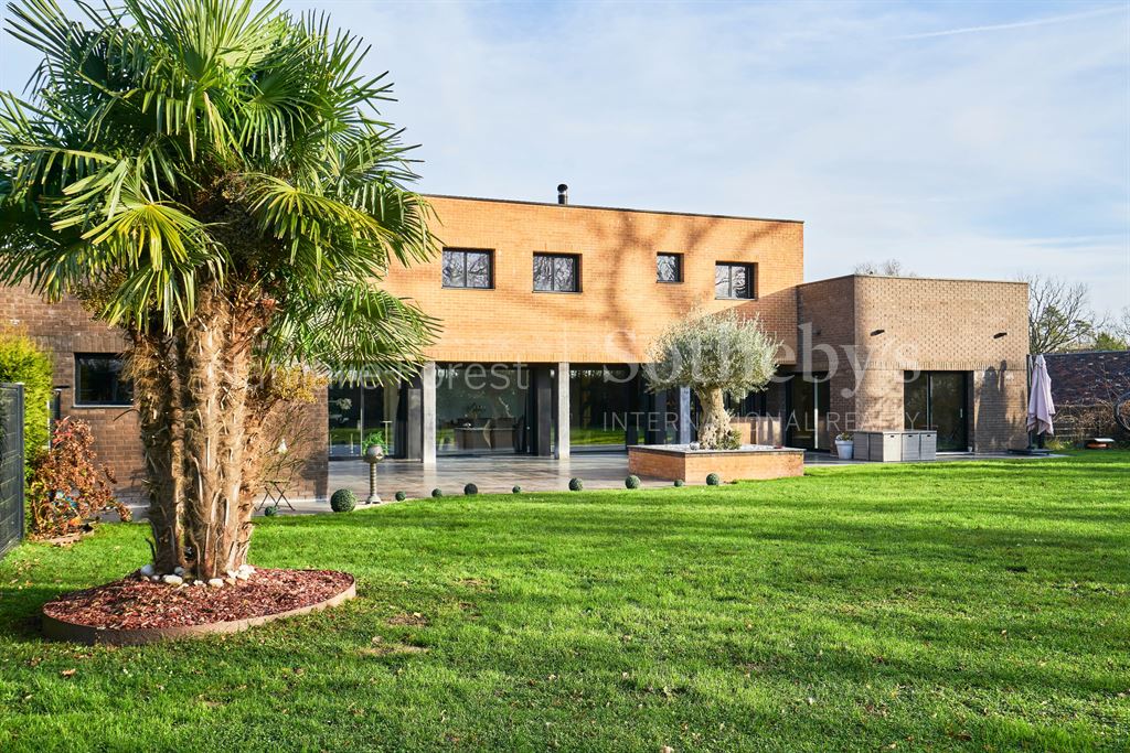 Mouvaux Résidentiel , Très Belle Maison Cubique Érigée En Semi Plain-Pied , 7 Ch , Bureau , Piscine<span>À MOUVAUX