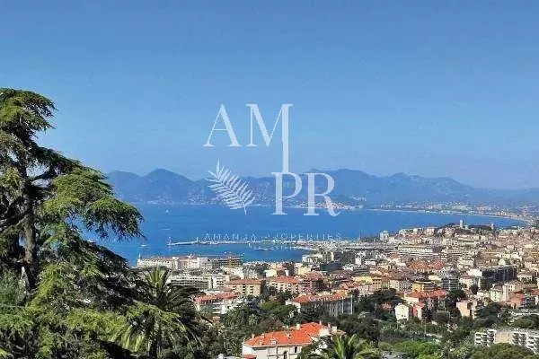 Exclusivité: Villa De Charme  Vue Mer Baie De Cannes<span>À CANNES