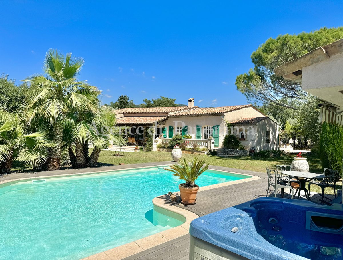 Charme Et Calme Absolu Pour Cette Superbe Villa De Plain-Pied<span>À st cezaire sur siagne