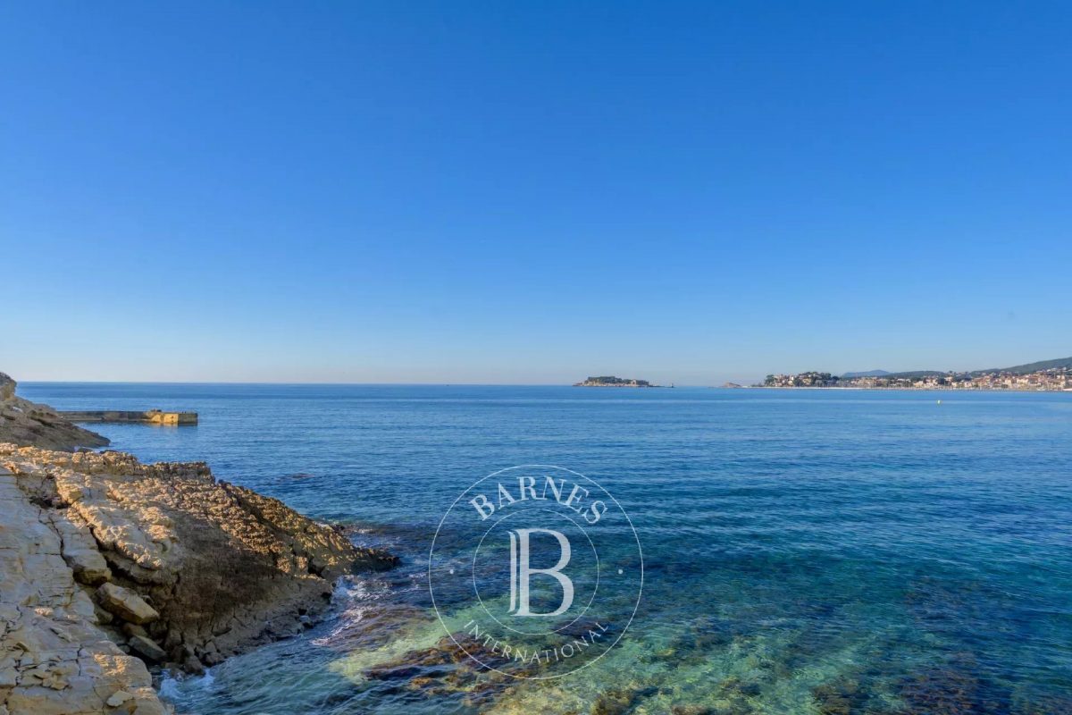 Vente - Sanary - La Cride - Villa D'architecte - Vue Mer - Accès Mer<span>À Sanary-sur-Mer