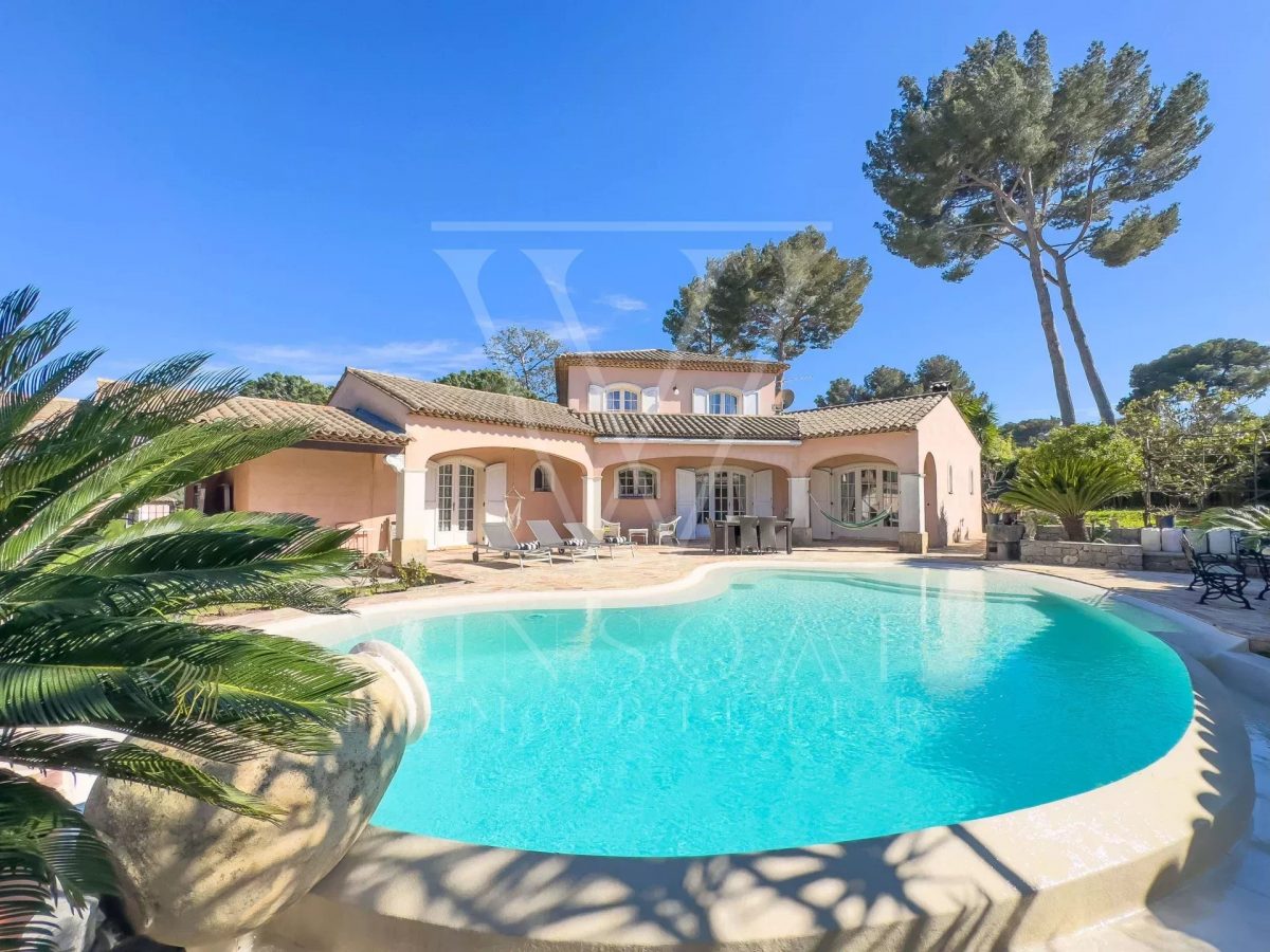 Villa Avec Piscine, Jardin Et Garage<span>À Mougins