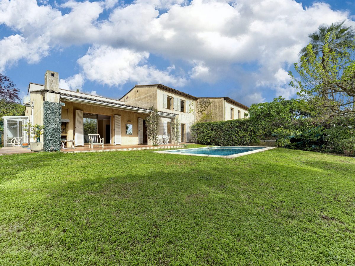 Charmante Villa Hauts De Vaugrenier<span>À Villeneuve-Loubet